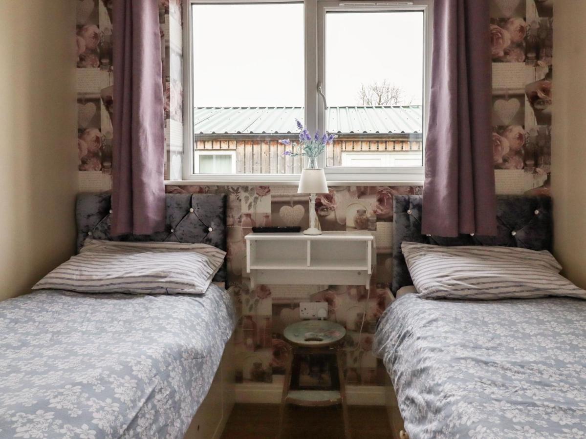 Вилла The Old Hen Shed Китли Экстерьер фото